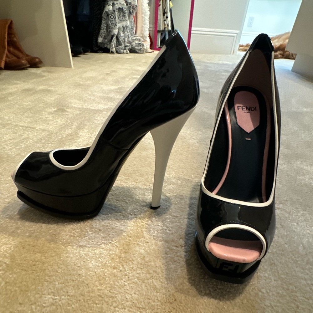 Fendi Glossy Black Leather Footwear